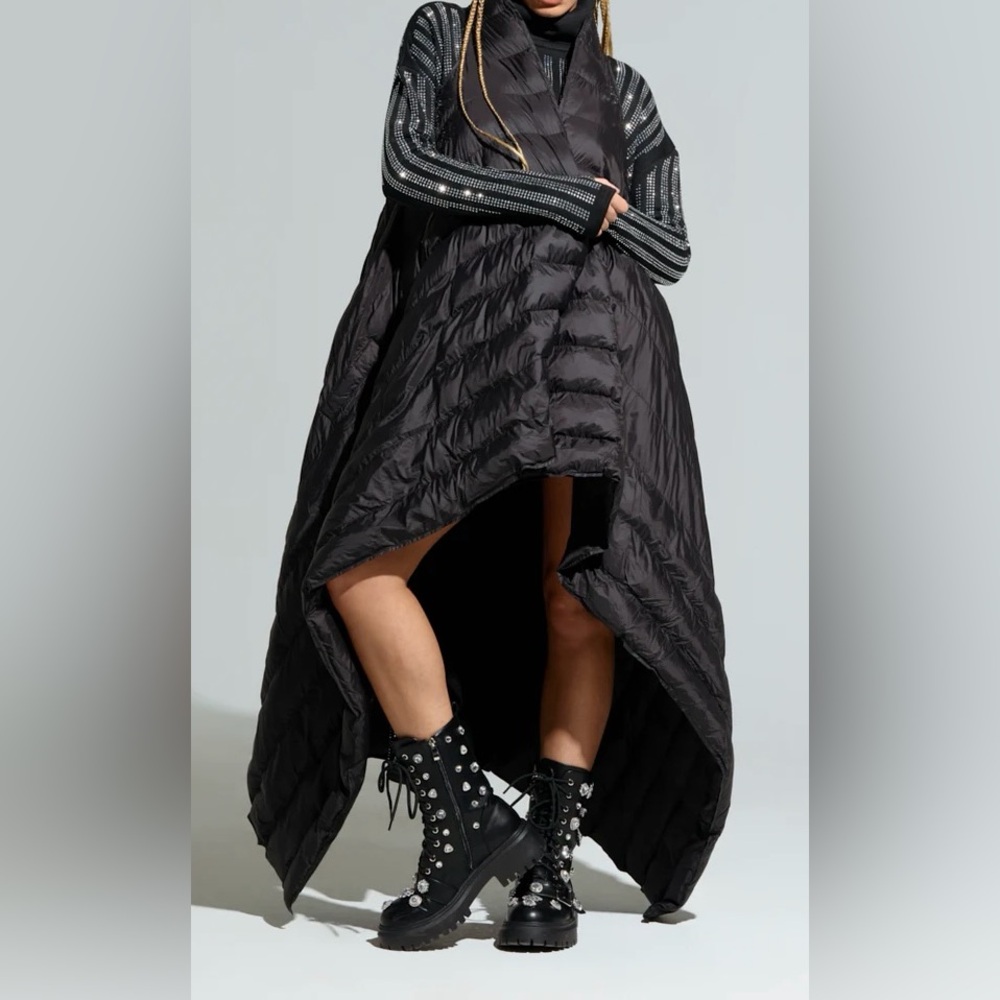 AKIRA Layering Cozy Puffer Vest